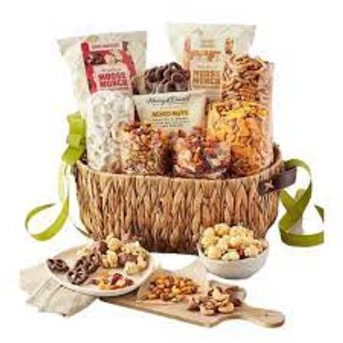 Harry & David Snack Lovers Gift Basket